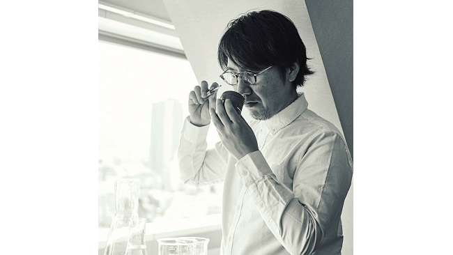 化粧品技術者、スキンケアアドバイザー 茂田正和さん
