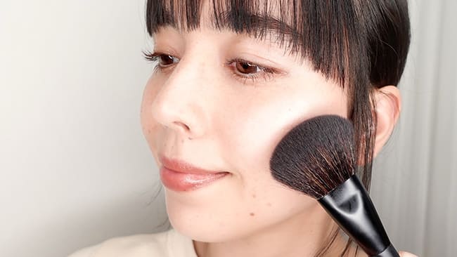 ●毛穴レスのツヤ肌をつくるコツ