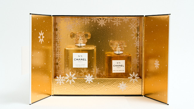 2024年クリスマスコフレ 【CHANEL/シャネル WINTER TALE】 特別 2024年クリスマスコフレ 【CHANEL/シャネル WINTER TALE】 特別