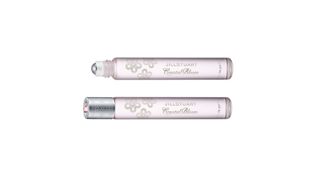 ＜ジルスチュアート＞クリスタルブルーム オードパルファン ローラーボール 10mL