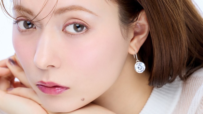 ＜ジルスチュアート＞ジルスチュアート ブルーム ミックスブラッシュ コンパクト スターライトブリンク(限定品) #26 opal polaris