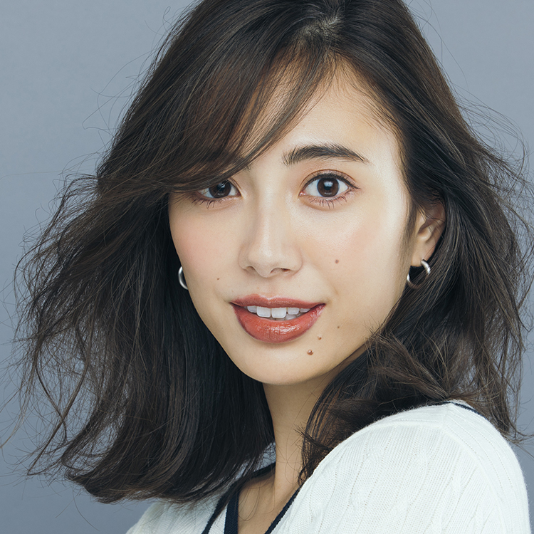 リップで小顔TOP