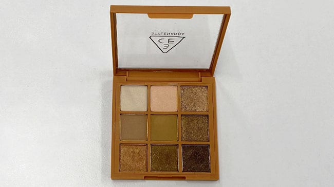 ＜3CE＞3CE MULTI EYE COLOR PALETTE PLOT TWIST