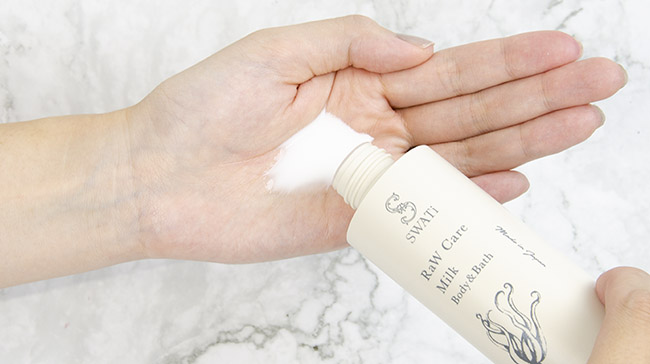 ＜SWATi＞RaW Care Milk Body&Bath Vanilla&Sunset sea テクスチャー