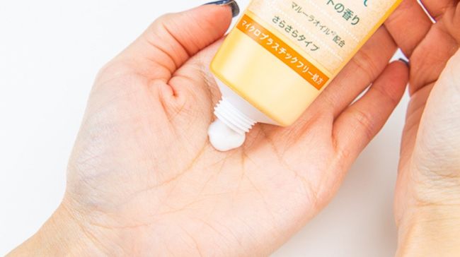 ＜クナイプ＞クナイプ ハンドクリーム アプリコット 20～75mL テクスチャー