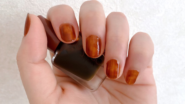 ＜ロムアンド＞ロムアンド ムードペブルネイル 09 AMBER